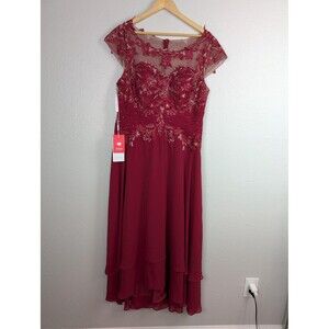 JJ’s House Dress Womens 16 Burgundy Lace Beaded Formal Gown Wedding Mother Party